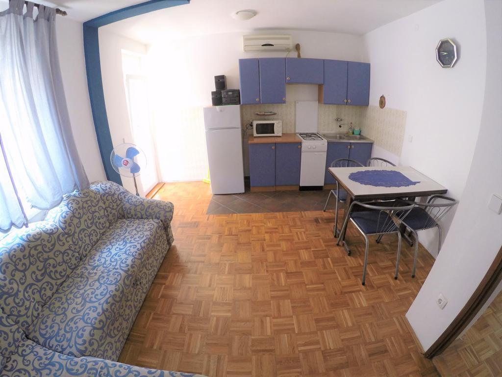 Orange City Apartment'S Repic 비오그라드나모루 외부 사진