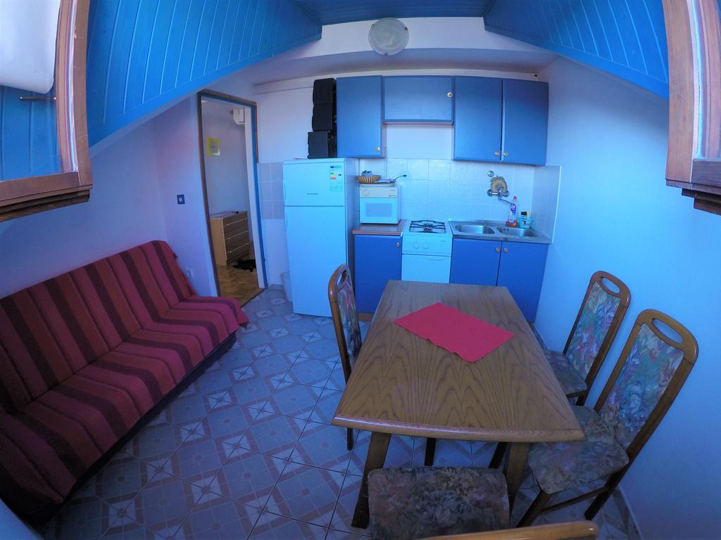 Orange City Apartment'S Repic 비오그라드나모루 외부 사진