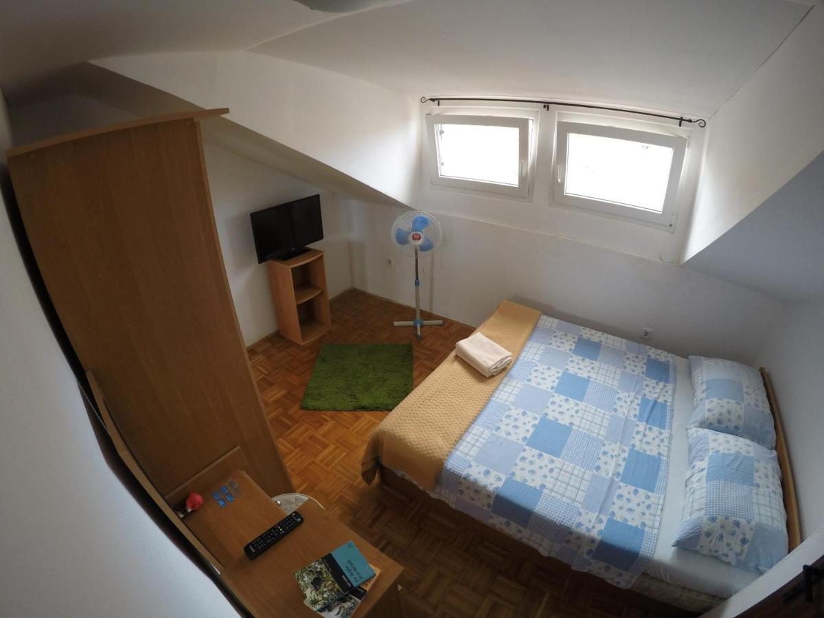 Orange City Apartment'S Repic 비오그라드나모루 외부 사진
